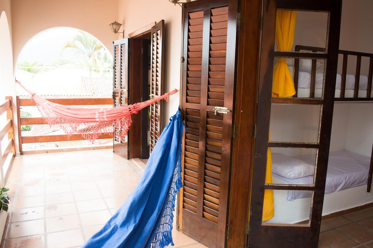 Santo Quintal Hostel Ubatuba Exterior photo